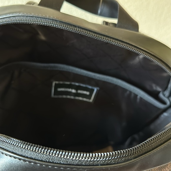 NWT Michael Kors Large Backpack - Picture 7 of 8